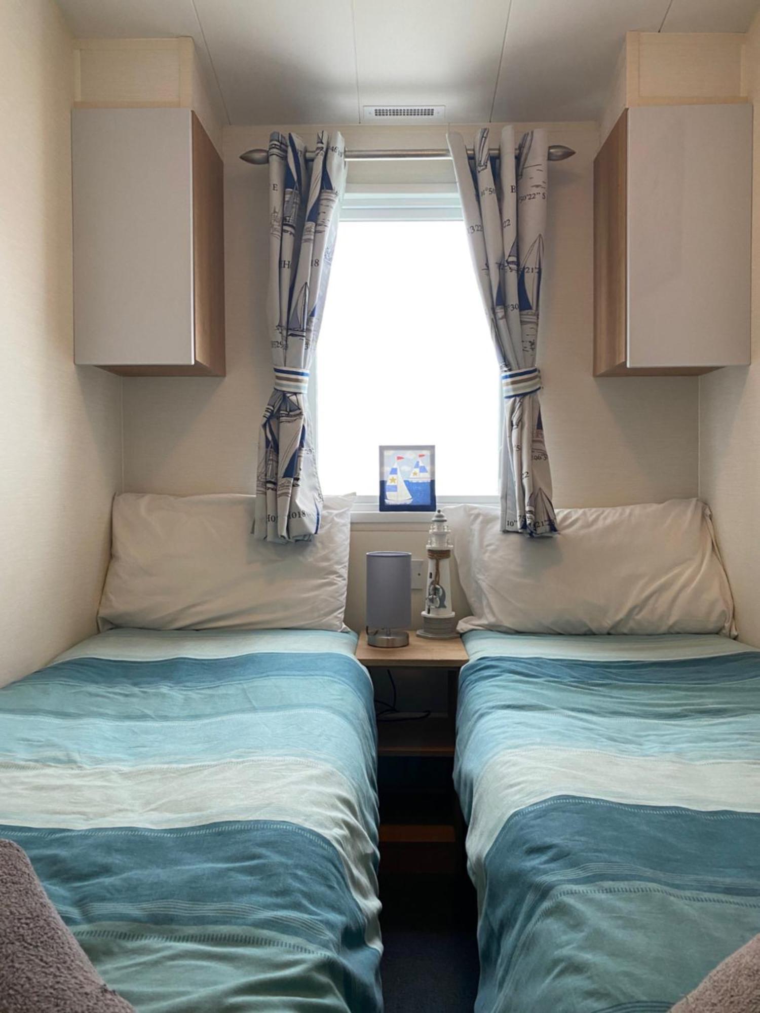 Haggerston Lola The Lodge And Betty The Van Cheswick  المظهر الخارجي الصورة